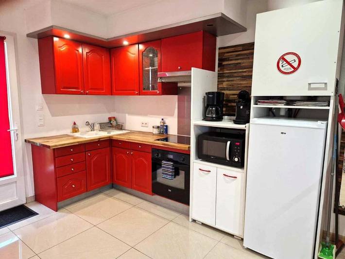 Gîte pour 3 personnes, avec vue et jardin à Razac-sur-l'Isle - 2