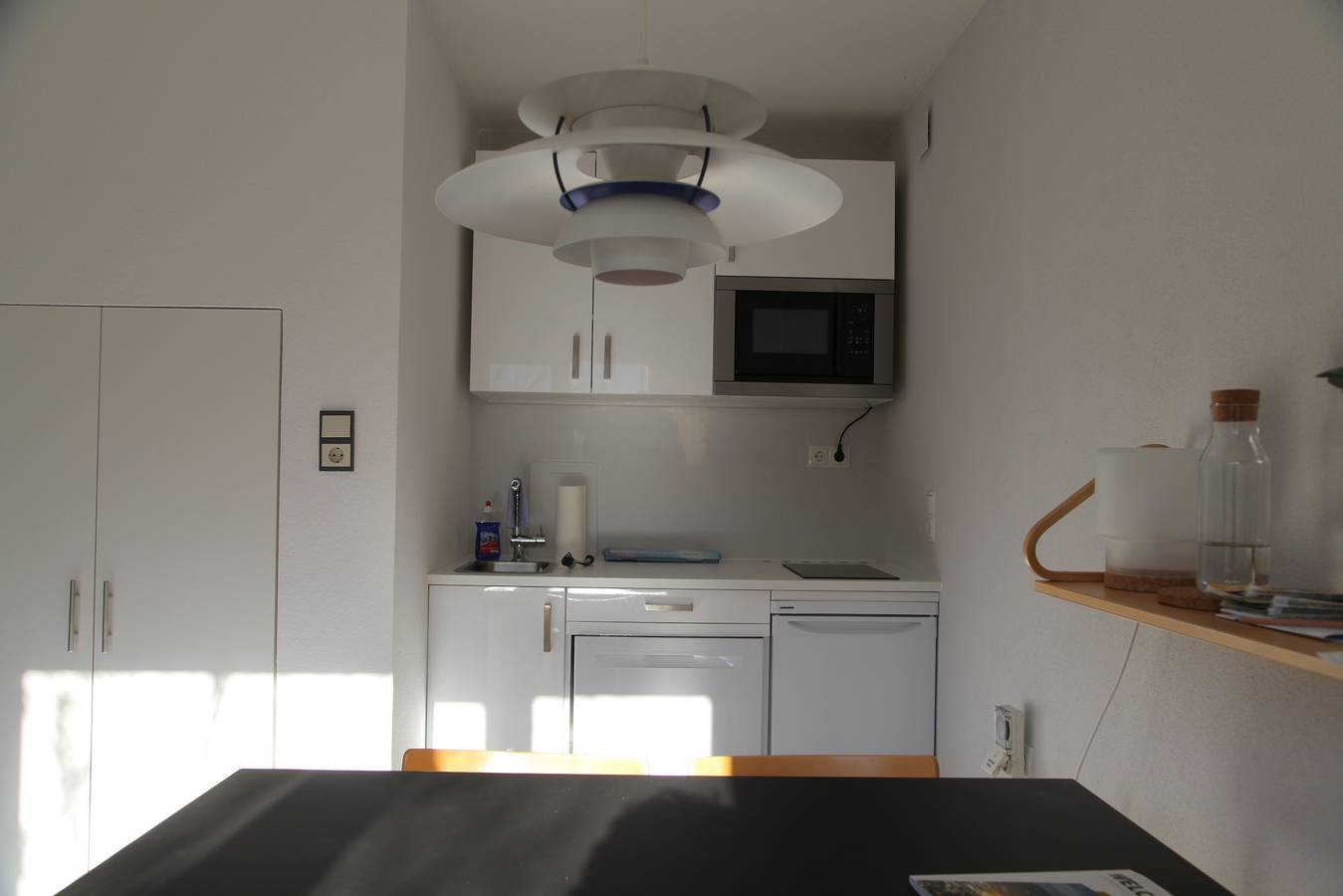Entire studio, Studio Apartment 'Gartenstudio Peony' with Mountain View, Private Terrace and Wi-Fi in Stubai Alps, Birgitz