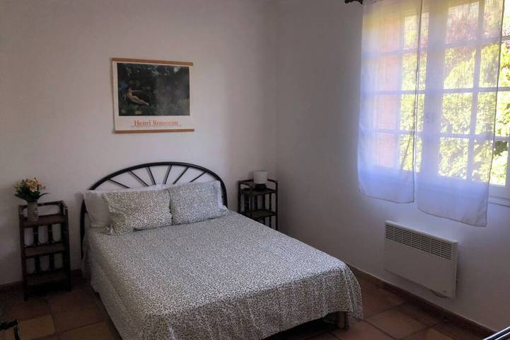 Location de vacances pour 6 personnes, avec jardin et terrasse, animaux acceptés à Belgentier - 3