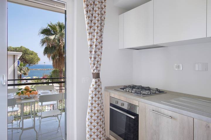 Appartamento intero, Cristoforo Colombo 12 Int 5 in San Bartolomeo al Mare (Città), San Bartolomeo al Mare