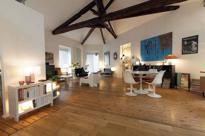 Vacation rental for 7 people, with balcony in Bordeaux