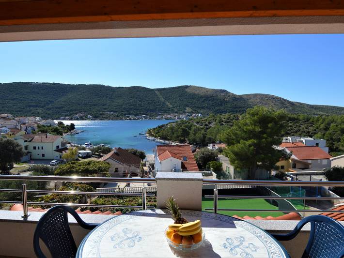 Ganze Wohnung, Grebastica in Grebastica, Šibenik-Knin
