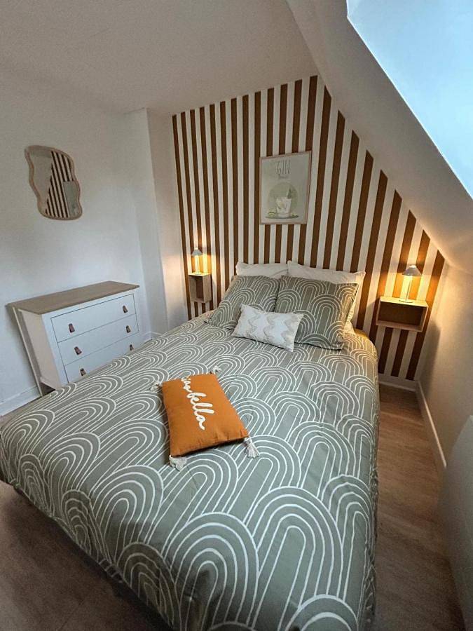 Gîte pour 4 personnes, avec terrasse dans Troissereux