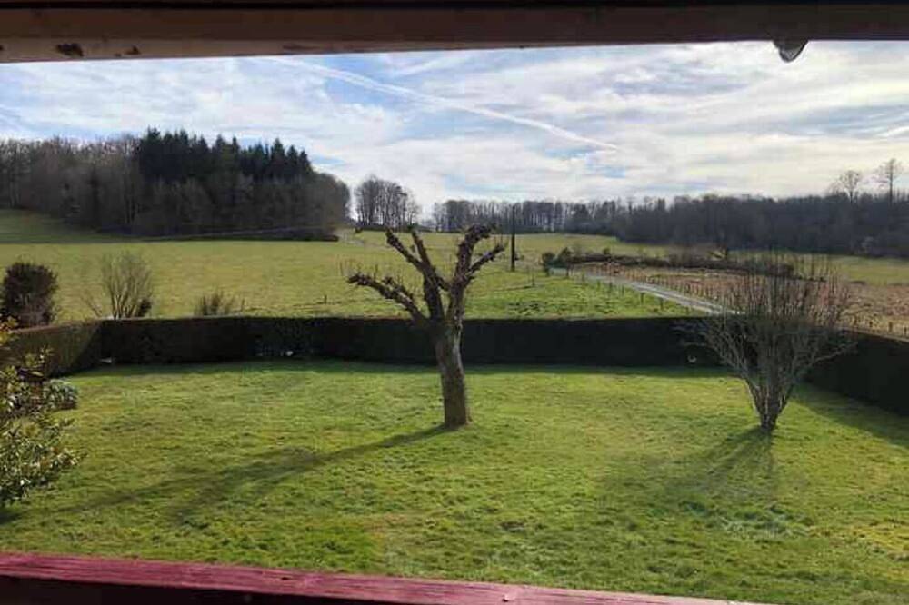 N’est pas à la location sur ce site in Sardent, Région de Guéret