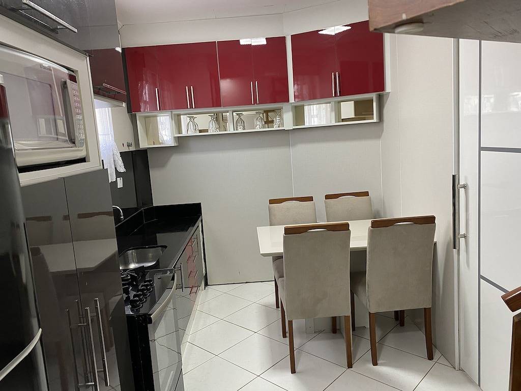 Apartamento Cobertura a 200 Metros da Praia da Enseada in Praia da Enseada (Guarujá), Baixada Santista