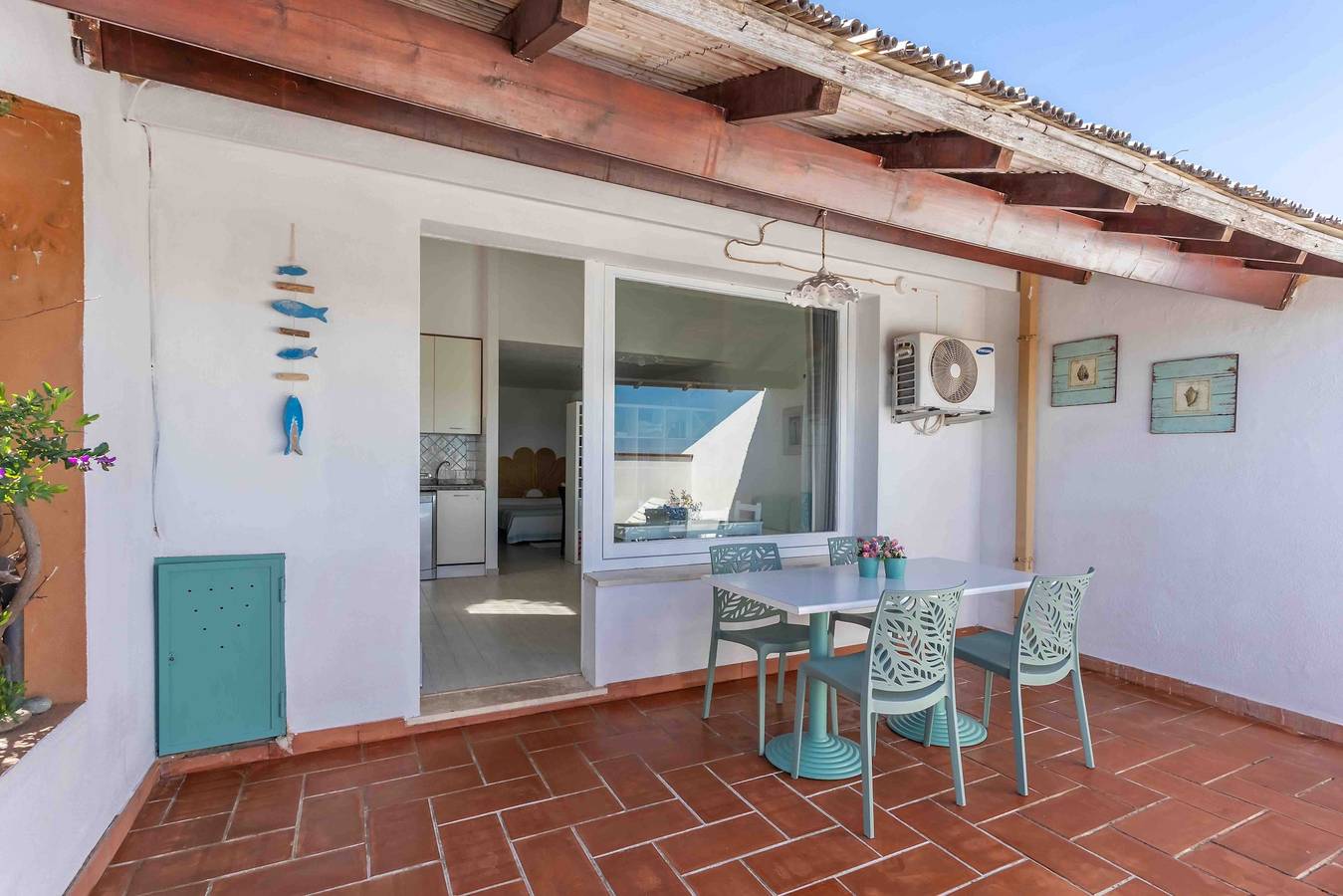 Casa Vacanze 'Love Sant'elmo' con vista mare, Wi-Fi e aria condizionata in Castel Sant'Elmo, Castiadas
