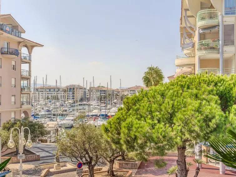 Entire apartment, 2 Pièces 4 Personnes in Fréjus Plage, Frejus