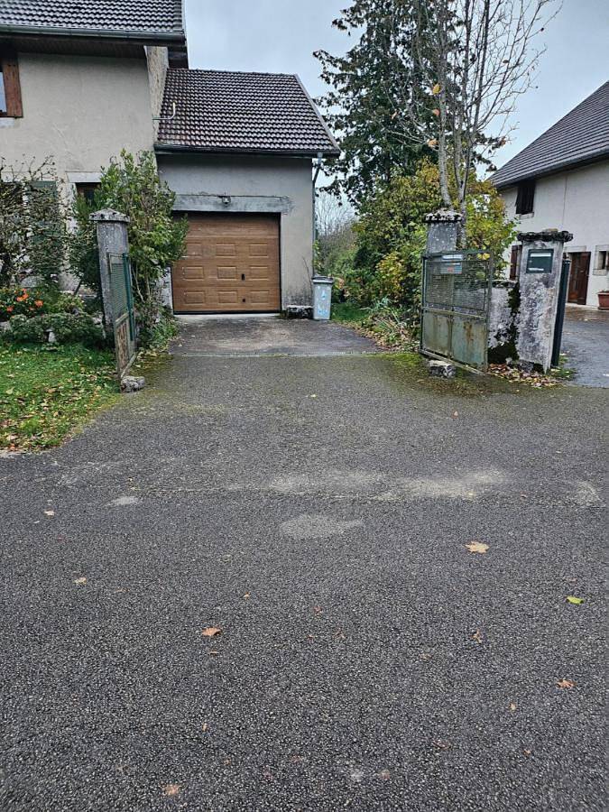 Location de vacances pour 3 personnes, avec vue dans Saffloz - 2