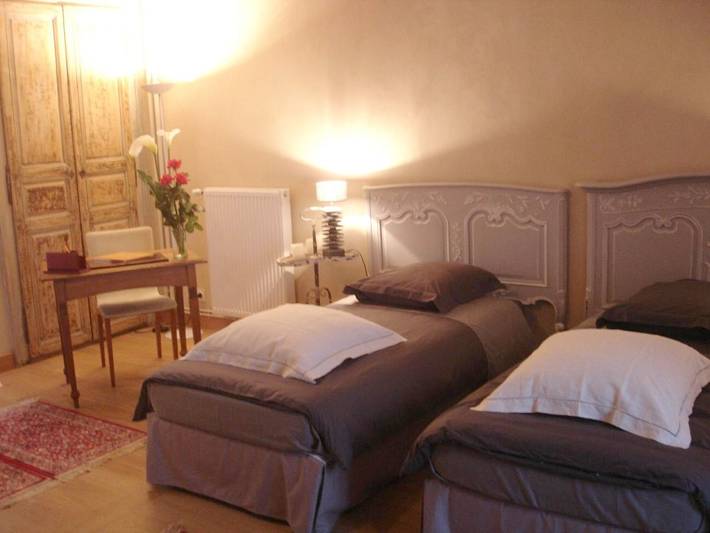 Location de vacances pour 2 personnes, avec terrasse et jardin à Maresché - 4