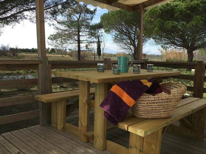 Camping Les Fontaines - Mobilheim 6 personen - Camélia Confort Klimaanlage mit Terrasse 3 Zimmer in Canet-en-Roussillon, Mittelmeerküste (Frankreich)