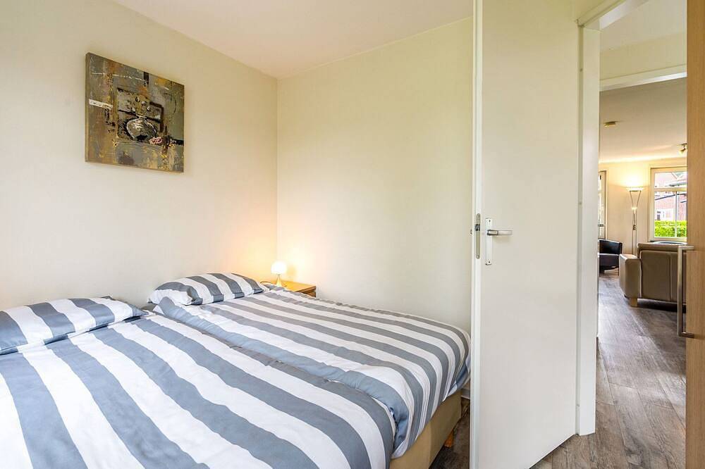 Breskens Haven: Relax, Explore & Dine in Breskens, Zeeland Coast