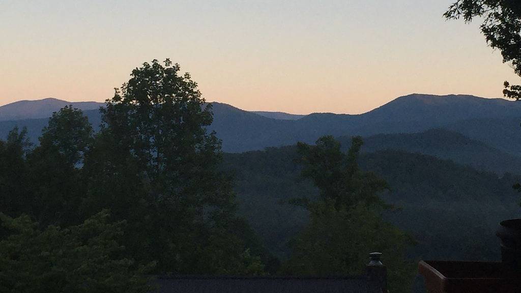 Cherokee Smoky Mountain Sky View 180 *
Harrahs Casino 4 Miles North! in Jackson County