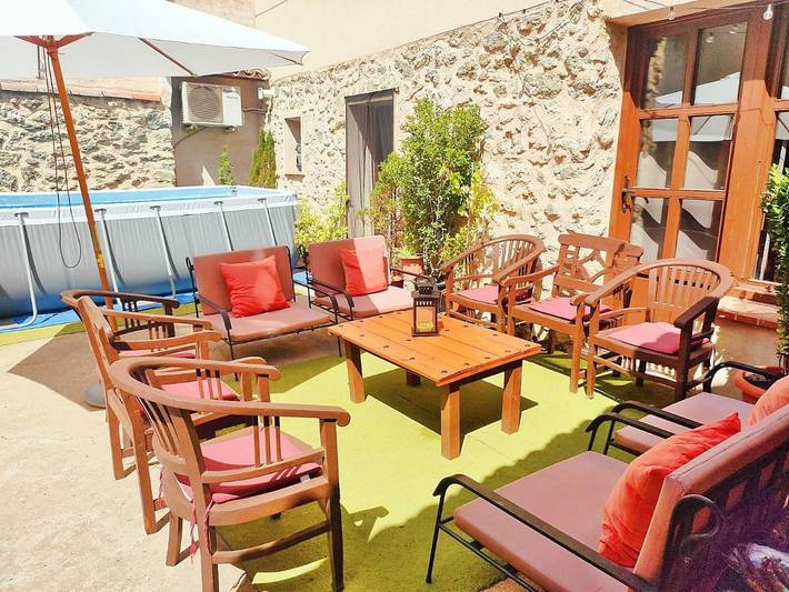 Casa rural para 15 personas, con jardín además de vistas y piscina, Se admiten mascotas en Alcarria Baja - 4