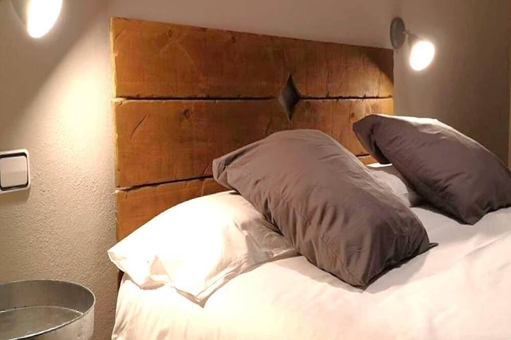 Casa de vacaciones en Montblanc con piscina in Mont Blanc (Tarragona), Provincia de Tarragona