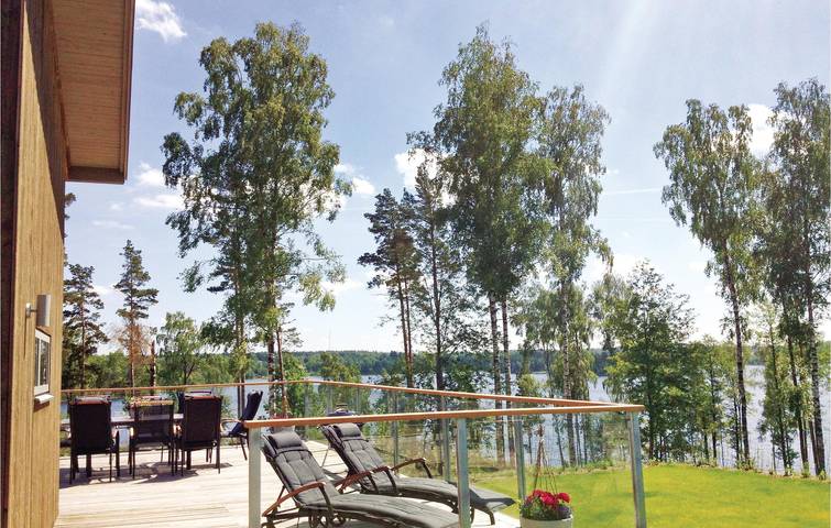 Ferienhaus für 8 Personen, mit Garten und Terrasse sowie Sauna in Smaland - 4