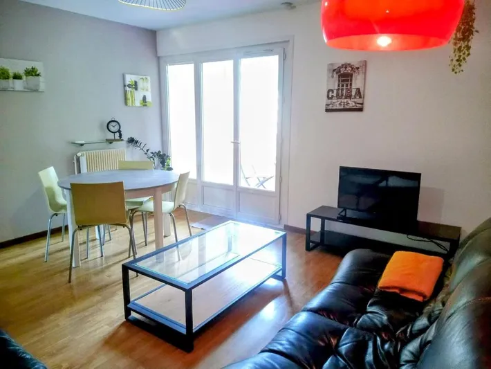Ferienwohnung für 4 Personen, mit Ausblick und Balkon - 1