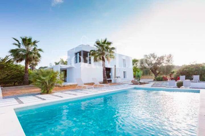 Villa für 8 Personen, mit Whirlpool und Garten auf Ibiza
