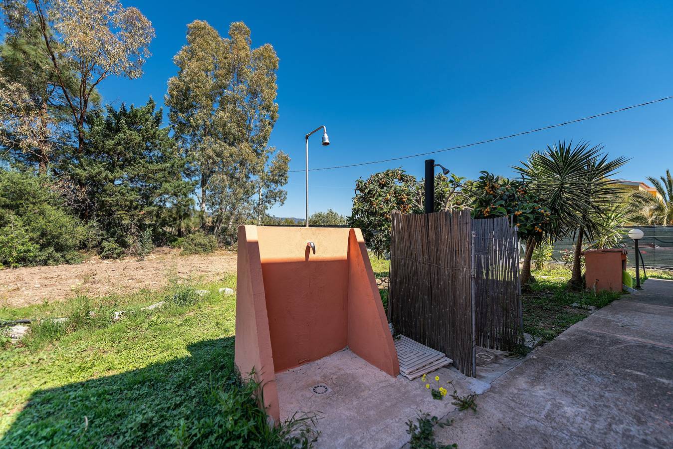 Villa "Giulia Grande" in zona rurale vicino al mare con vista sulle montagne e giardino in Masone Pardu, Castiadas