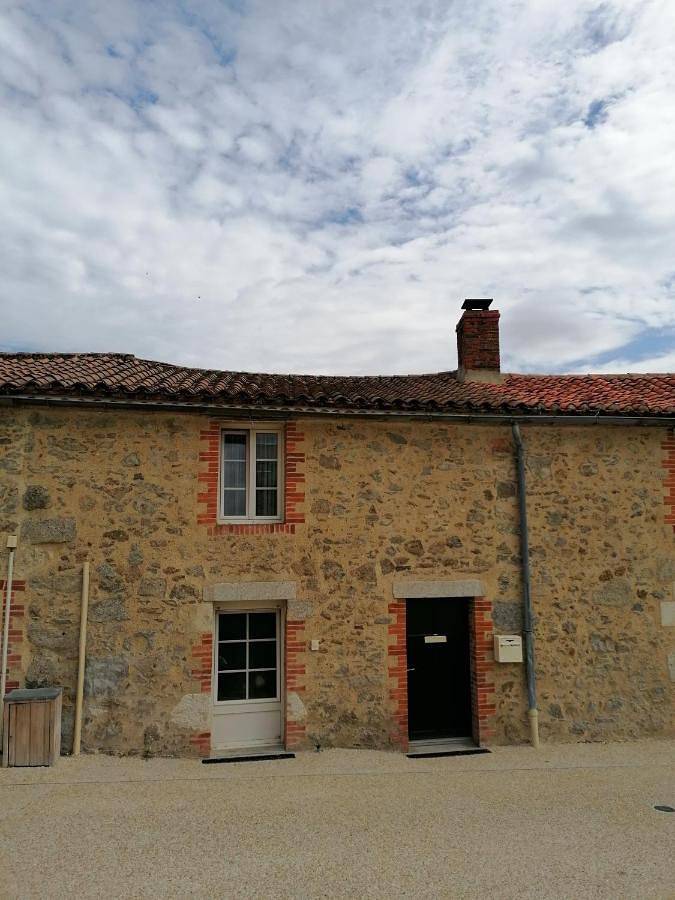 Le 8 in Pouzauges, Fontenay-le-Comte