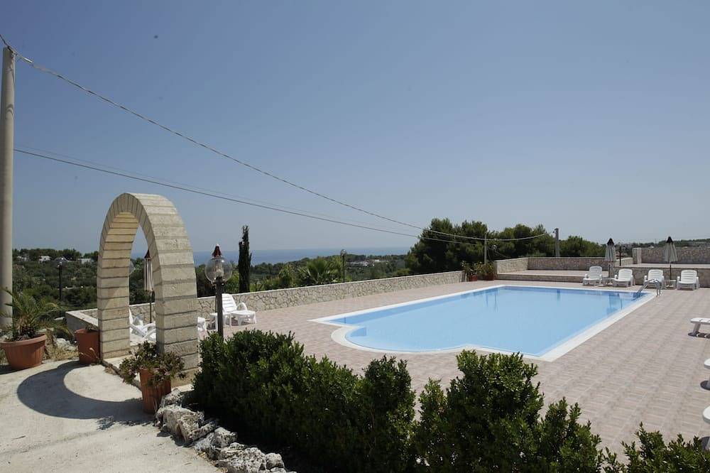 Villa Hibiscus - Panoramic studio for 2 people in villa with swimming pool in Vieste, Gargano