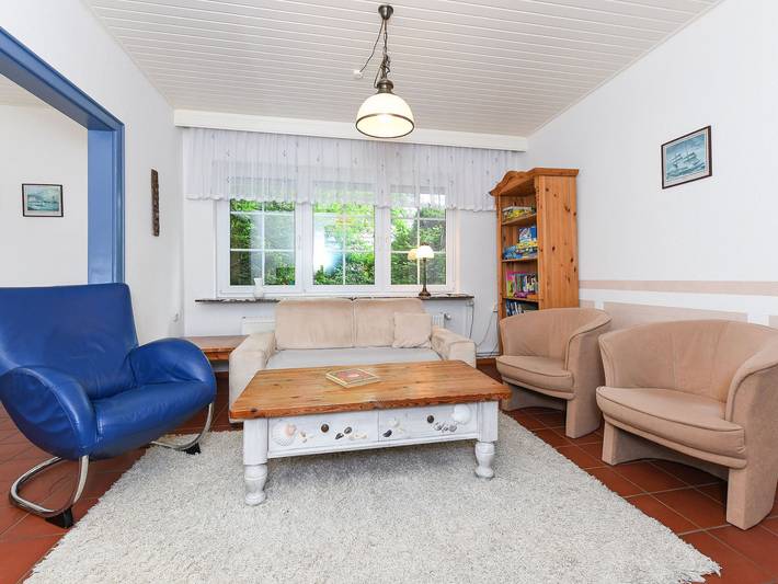 Ferienhaus für 7 Personen, mit Sauna und Garten sowie Terrasse, kinderfreundlich in Wittmund - 3