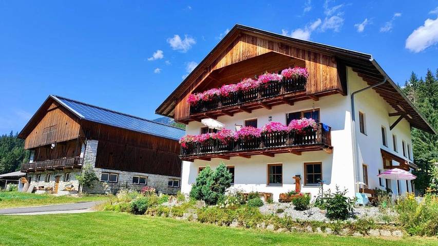 Ferienwohnung für 6 Personen, mit Ausblick und Garten