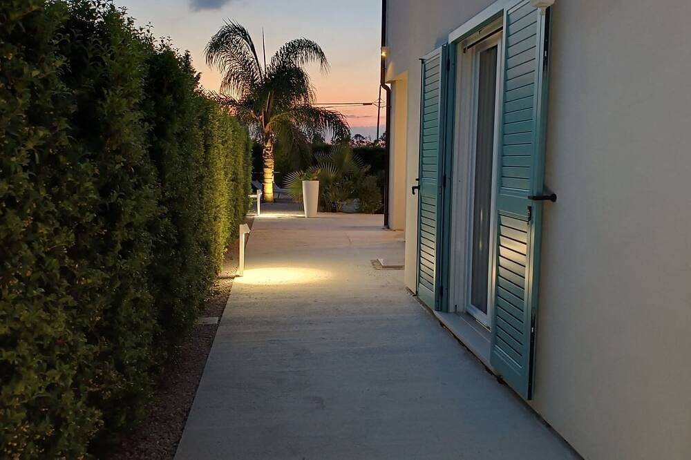 Casadoma B&B Holiday Home - Woody in Policoro, Golfo de Tarento