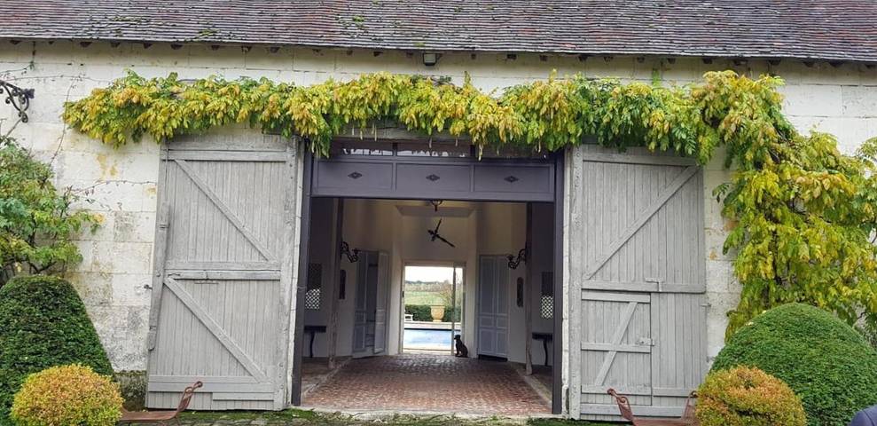 Location de vacances pour 4 personnes, avec piscine et jardin à Prunay-Cassereau - 2