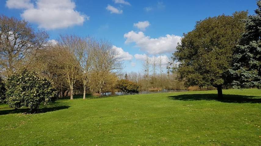 Location de vacances pour 20 personnes, avec jardin et terrasse à Pommerit-le-Vicomte - 2
