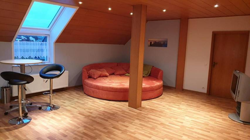 Gîte pour 4 personnes, avec vue et jardin à Melle