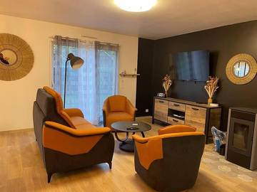Gîte pour 8 personnes, avec jardin, animaux acceptés à Montebourg