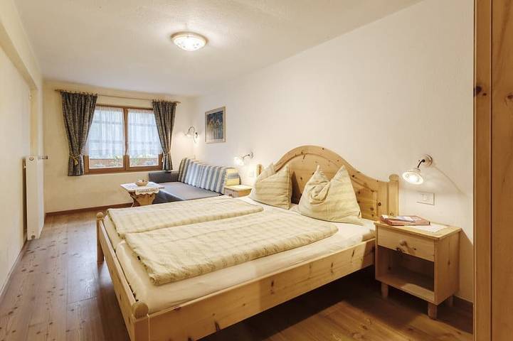 Appartamento intero, Centrally located apartment in the heart of the Dolomites in Ortisei, Dolomiti Superski