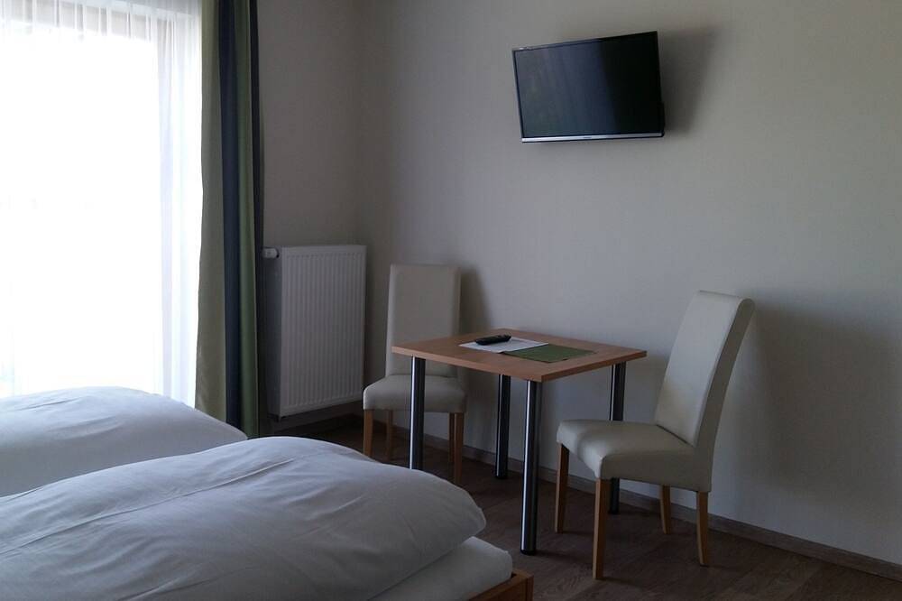 Ganze Wohnung, Gemütliches Appartment (23qm) mit Balkon in Altmannstein, Altmühltal