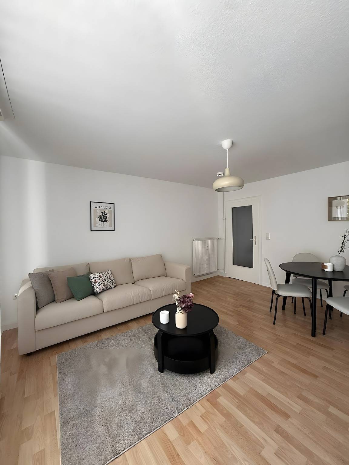 Apartamento entero, Bonito piso frente a la estación de tren in Bad Wilhelmshöhe, Kassel