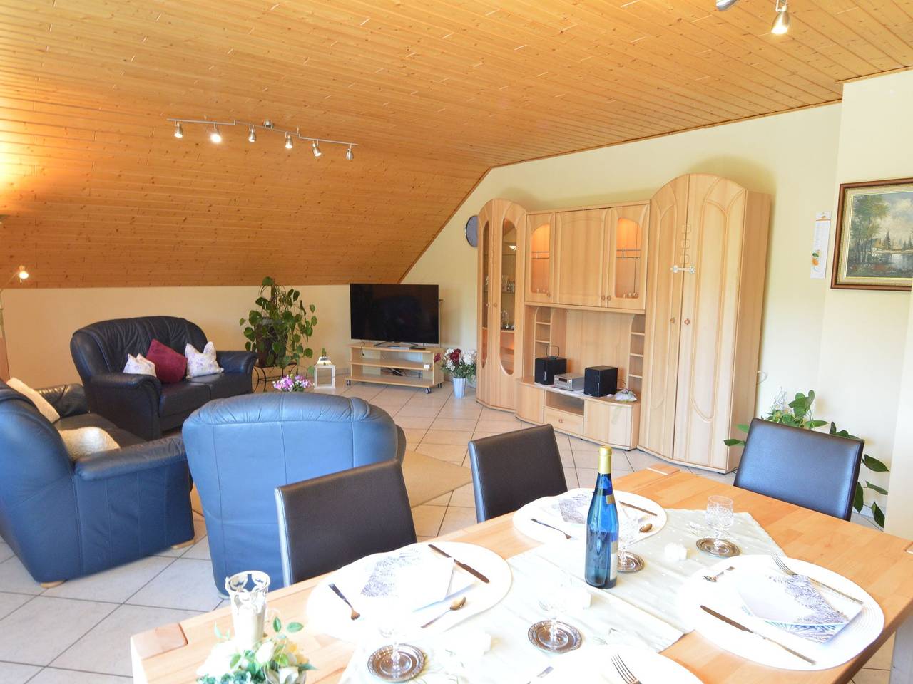 Ganze Wohnung, Familienausflug nach Lirstal in Lirstal, Vulkaneifel