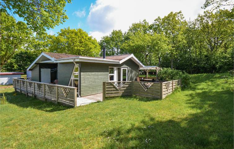 Ferieudlejning for 6 personer, med Terrasse i Ebeltoft