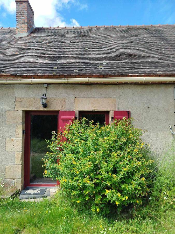 Gîte pour 3 personnes, avec jardin et vue à Agonges - 4
