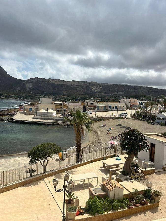 Terrazze Cofano in Custonaci, Provincia di Trapani
