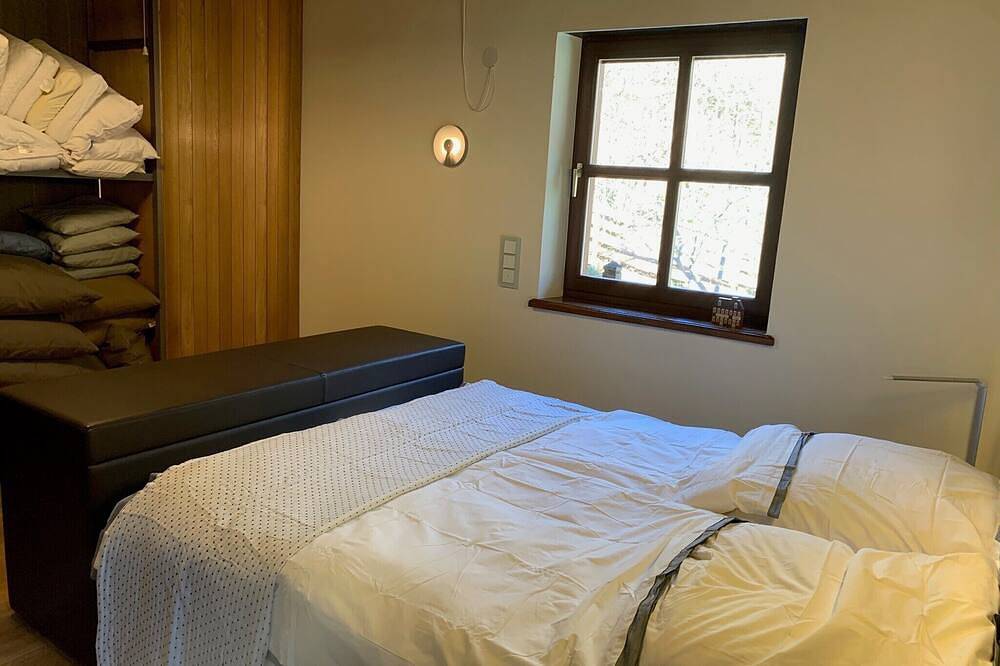 Ganze Wohnung, Apartment „Weiser Hirsch\" im Chalet Burgblick in Weilrod, Hochtaunuskreis