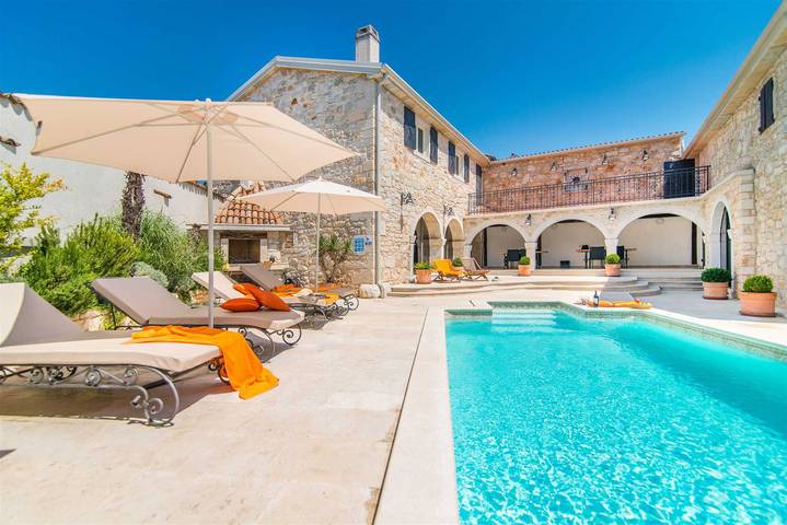 Villa für 8 Personen, mit Pool und Garten, mit Haustier in Porec und Umgebung - 2