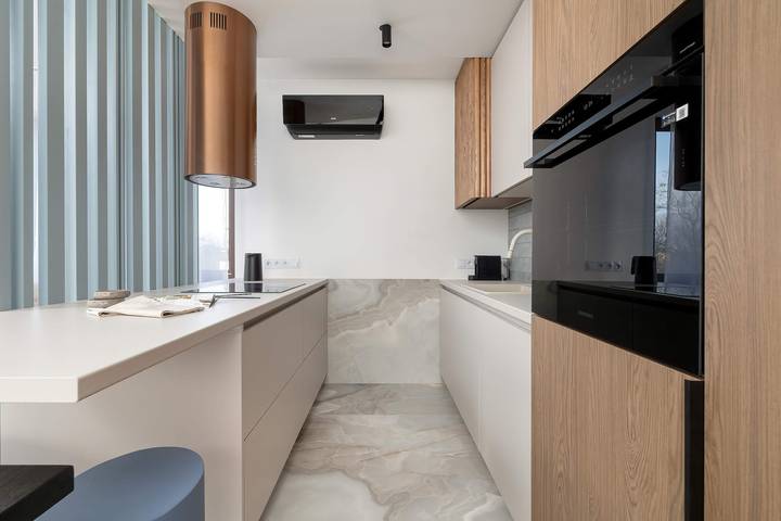 Apartamento entero, Spacious Apartment with 3 Bedrooms | Air Conditioning | Parking. in Cracovia, Pequeña Polonia (región histórica)