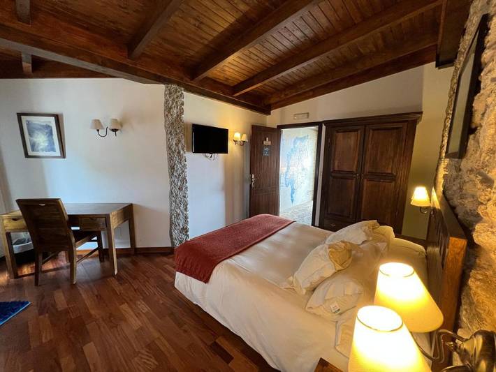 Hotel para 2 personas, con Terraza además de Jardín y Piscina en Finisterre - 2