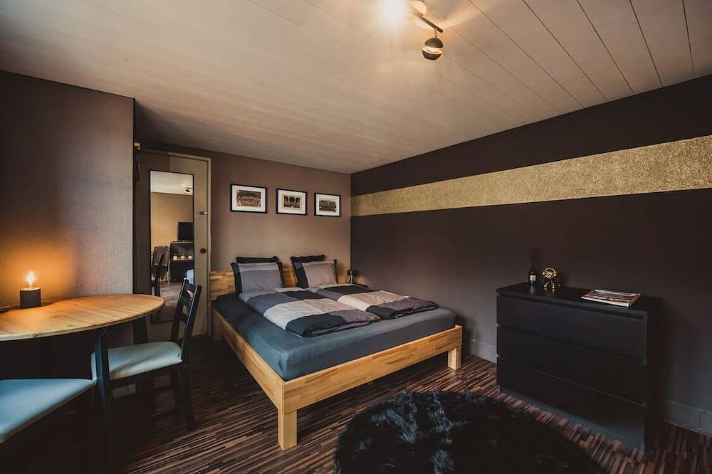 Ganze Wohnung, Chasa Berggold House in the Heart of Brienz in Brienz, Berner Oberland