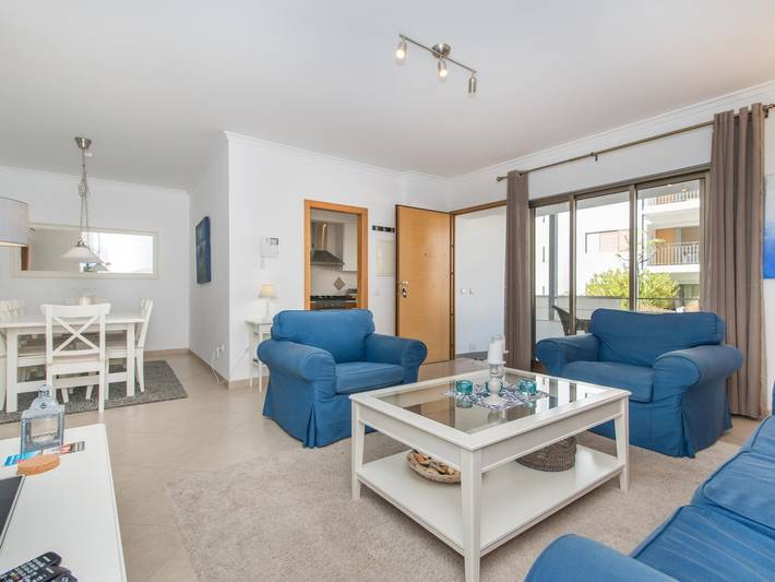 Gîte pour 8 personnes, avec terrasse et piscine à Tavira - 4