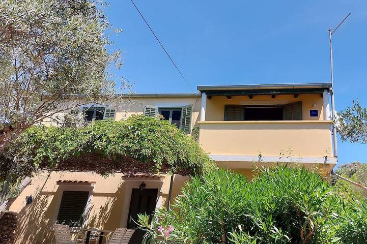 Smještaj za odmor za 4 osoba, s Balkon u Pogana (Kvarnerski zaljev)