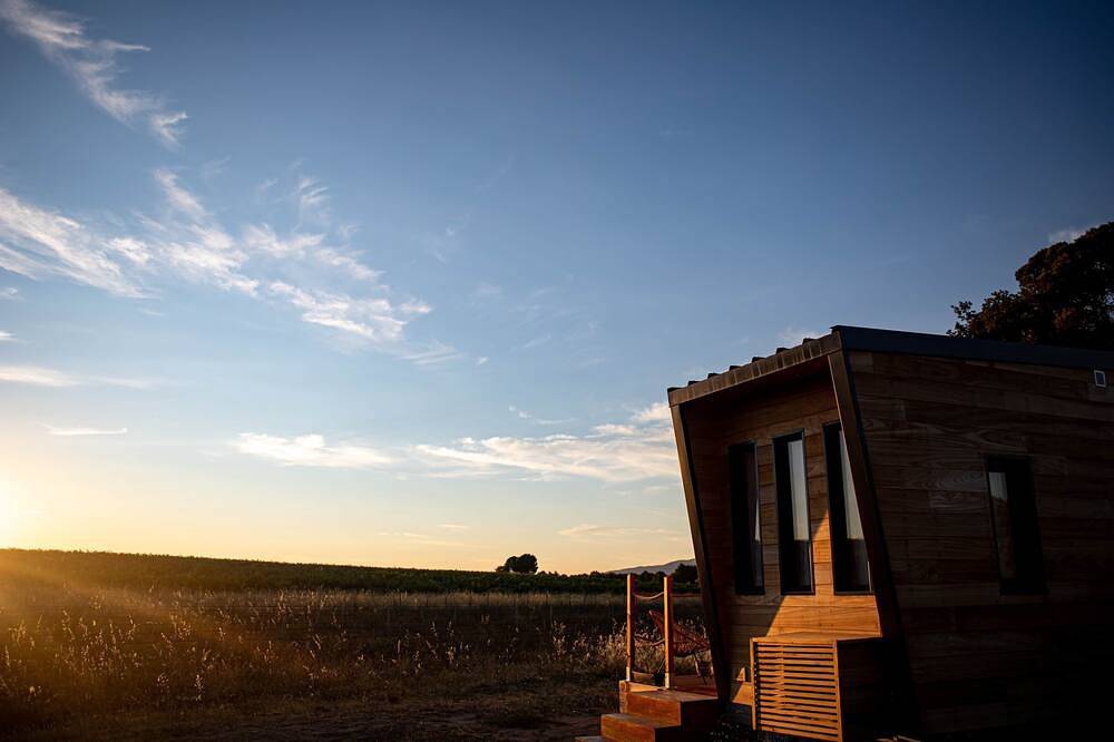The Tiny House in the Château de Vauclaire vineyards in Meyrargues, Region de Aix-en-Provence