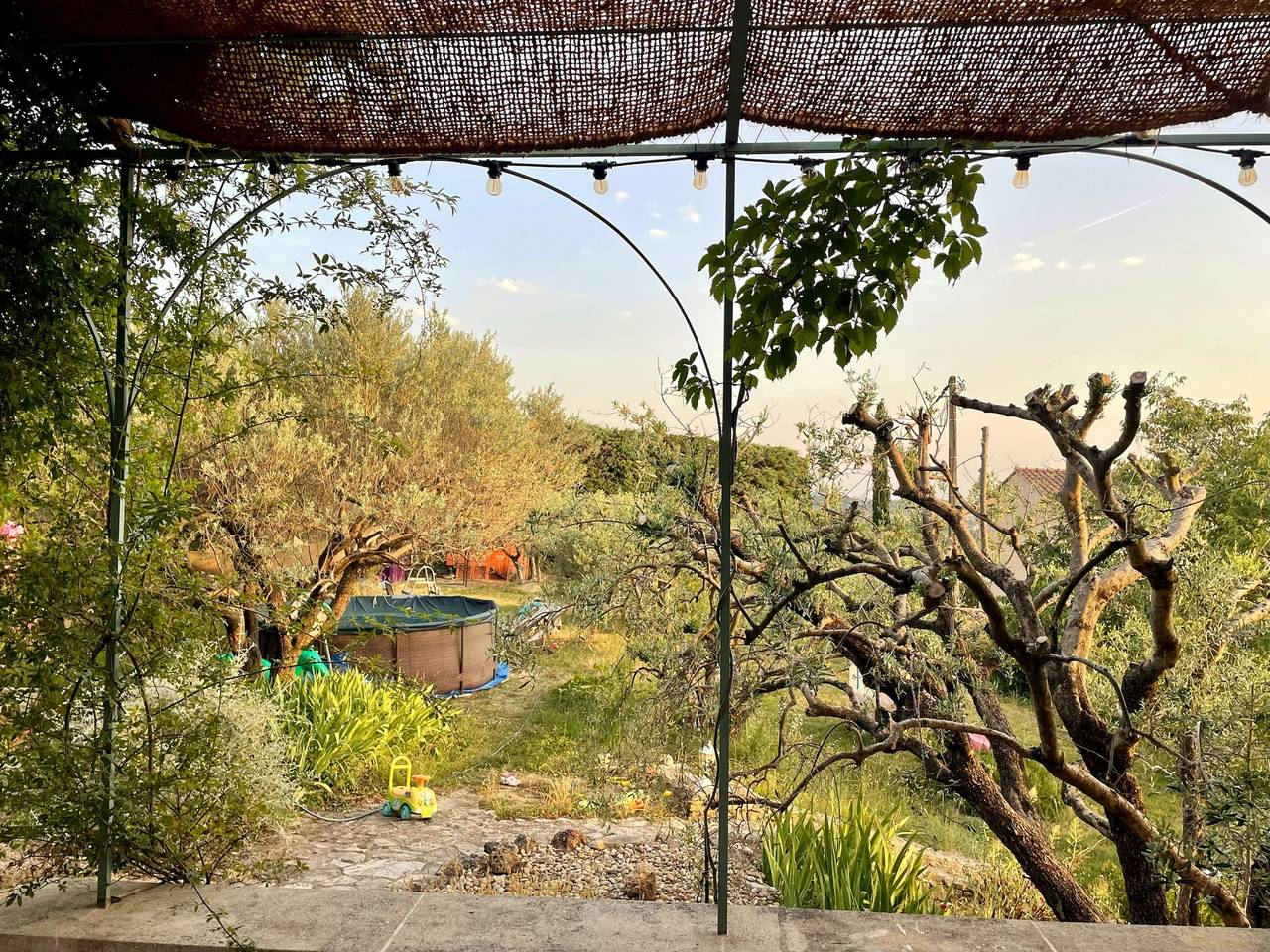 Gite familial Les 3 cyprès avec piscine in Séguret, Vaucluse