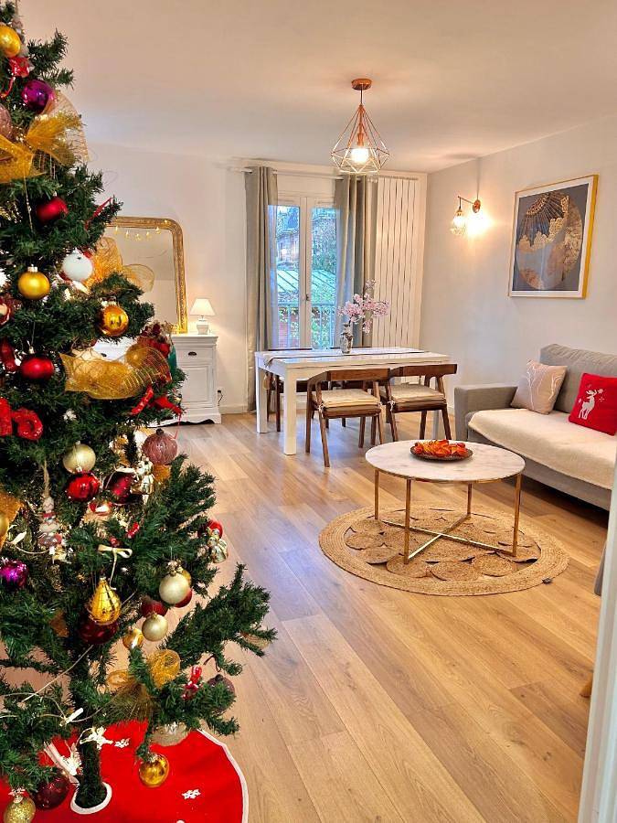 Gîte pour 6 personnes, avec balcon et vue à Groslay