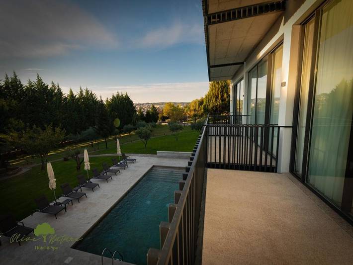 Hotel para 6 pessoas, com piscina e sauna e ainda jardim and vista em Valpaços