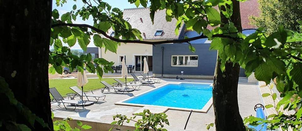 Maison de vacances pour 20 personnes, avec piscine et jardin, animaux acceptés
